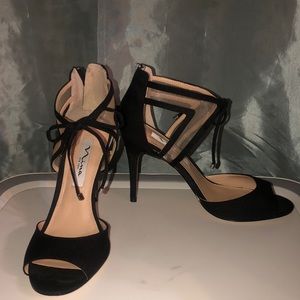 Nina New York open toed heels